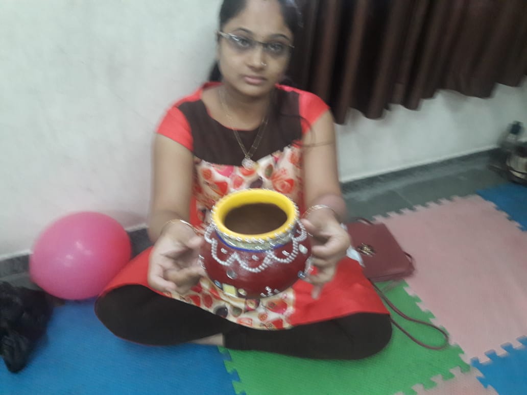 Janmashtami Special Makhan Matki Decoration at Home | Pot Decoration -  YouTube